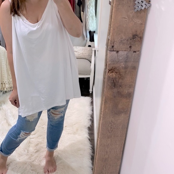 Terra & Sky 5X white camisole top - Picture 1 of 5